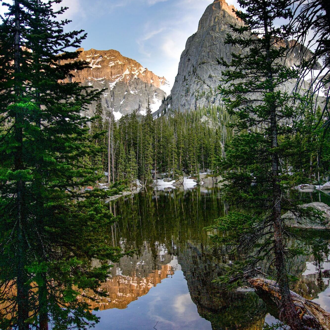 adam-rinehart-F4PqvokPgy8-unsplash Lone Eagle Peak Reflection